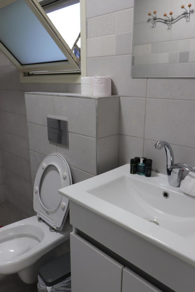 Eastside Suites photo 3