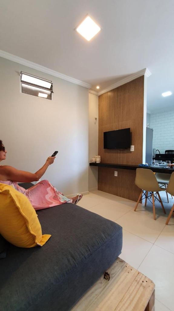 Studio pé na areia com 2 quartos sala cozinha photo 2