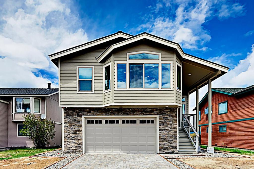 Tahoe Keys Haven photo 1