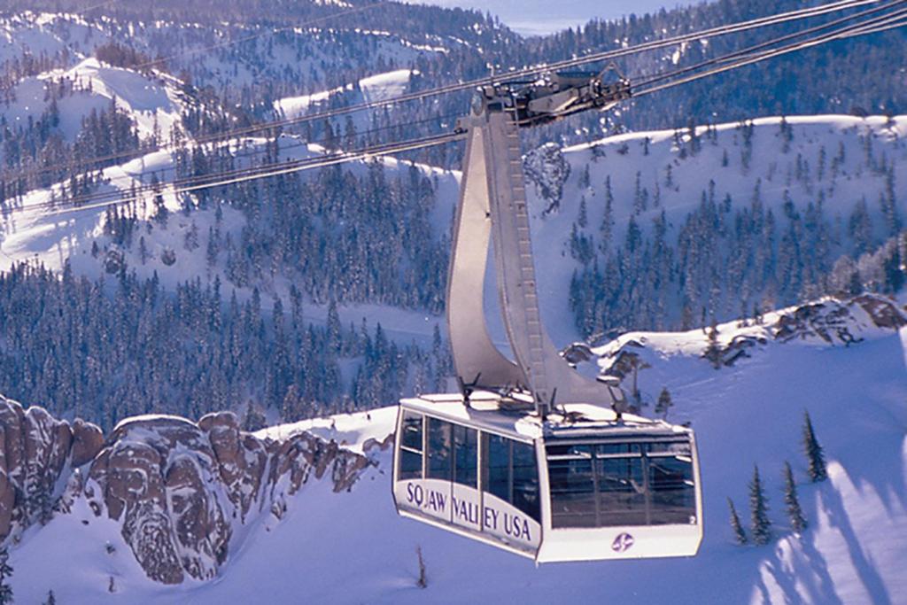 Resort at Squaw Creek's 521 photo 1