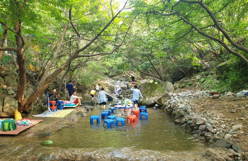 Daeunsan Mountain Valley Pension photo 2