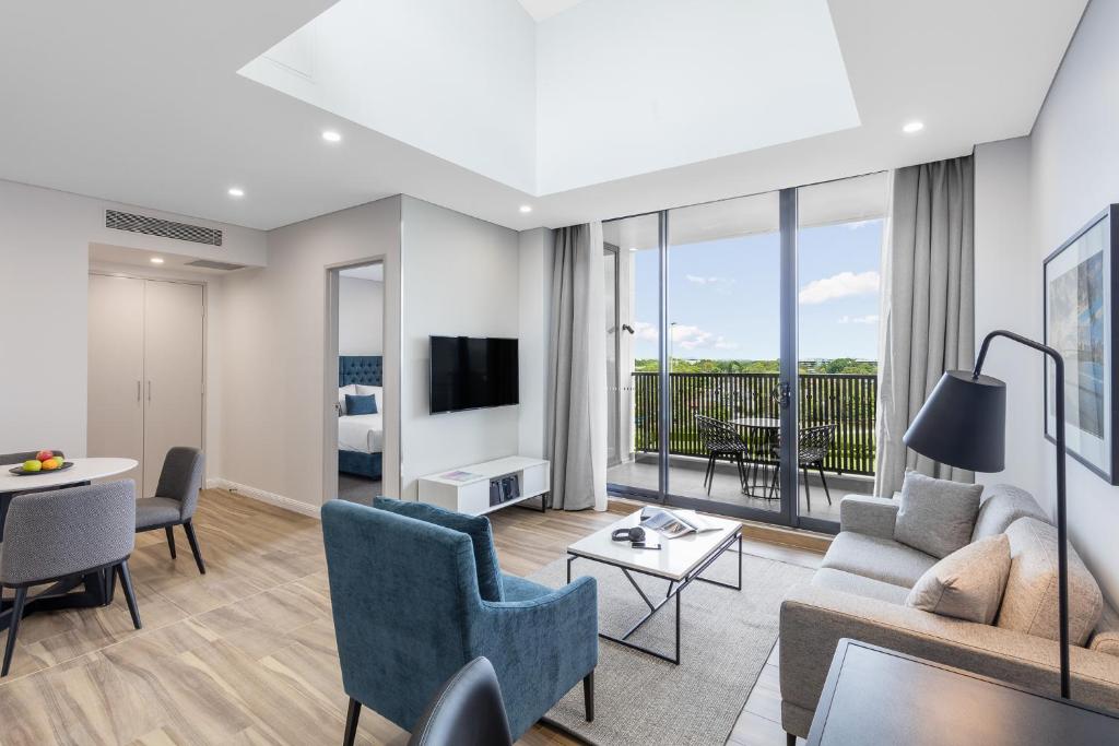 Meriton Suites Coward Street, Mascot photo 1