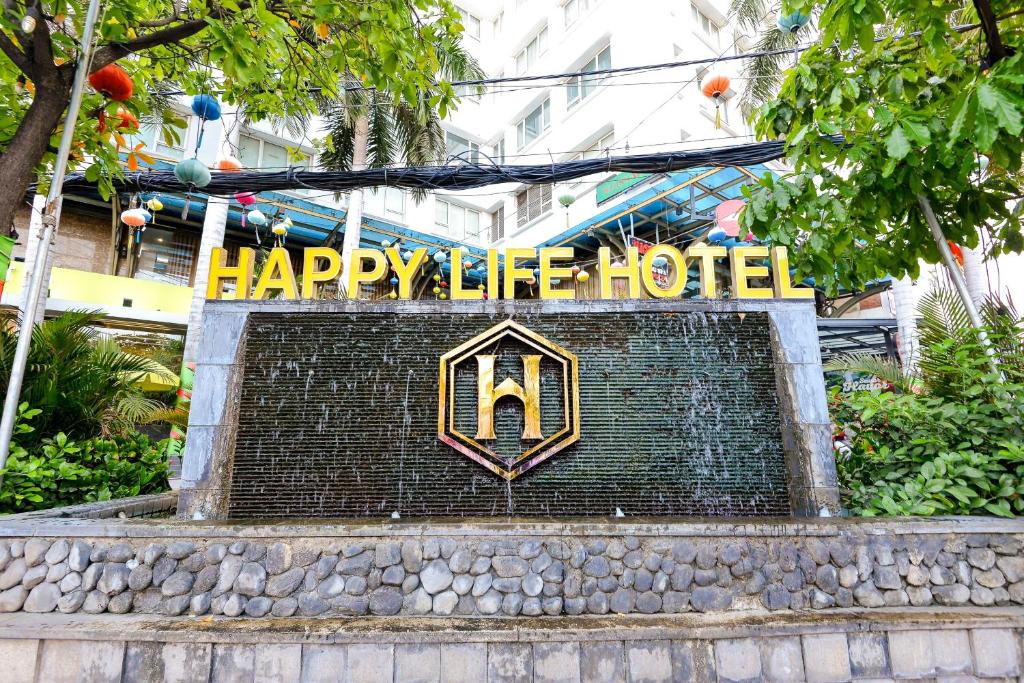 Happy Life Hotel