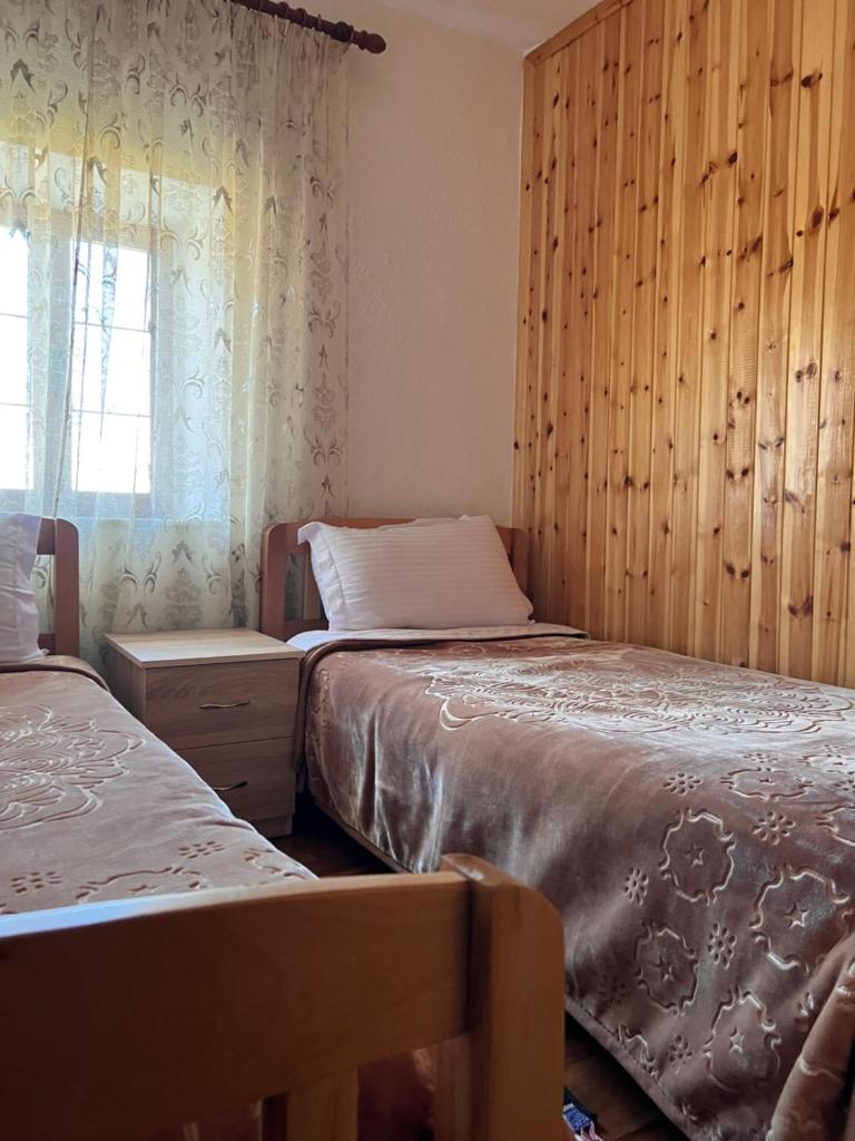 Guest House Sabriu photo 4