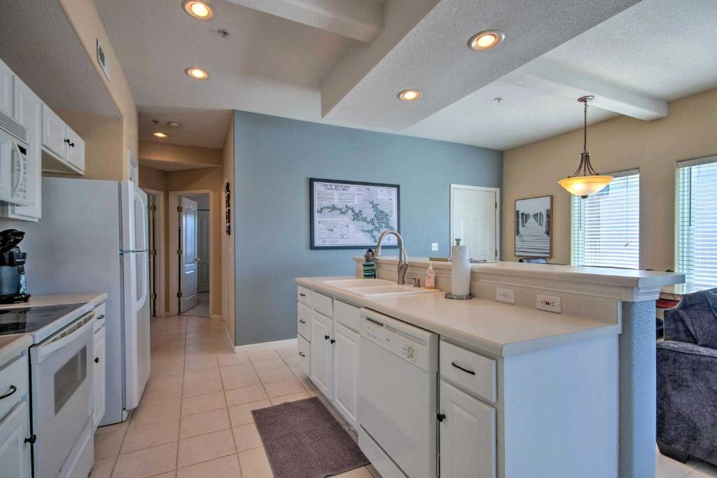 Lakefront Ozark Condo with Views and Boat Slip! photo 4