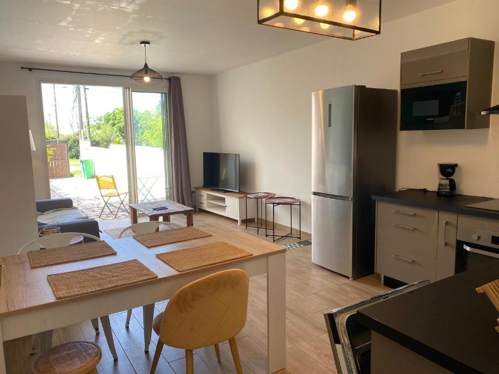 Bungalow Maïdiana proche plage et lagon photo 2