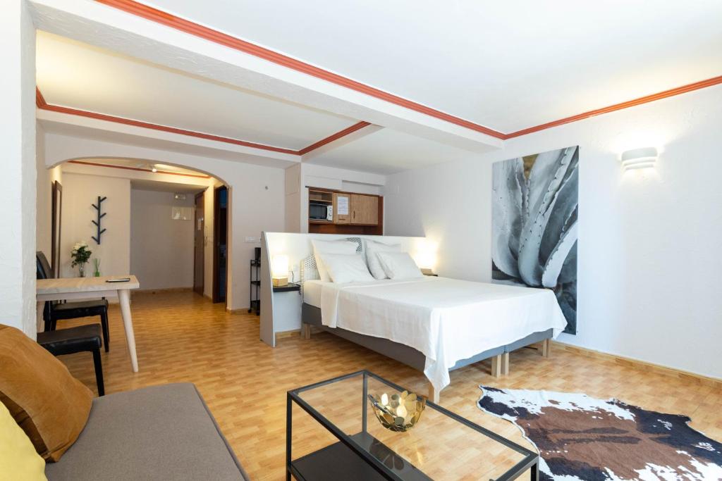 Unique Hotel Apartments photo 1