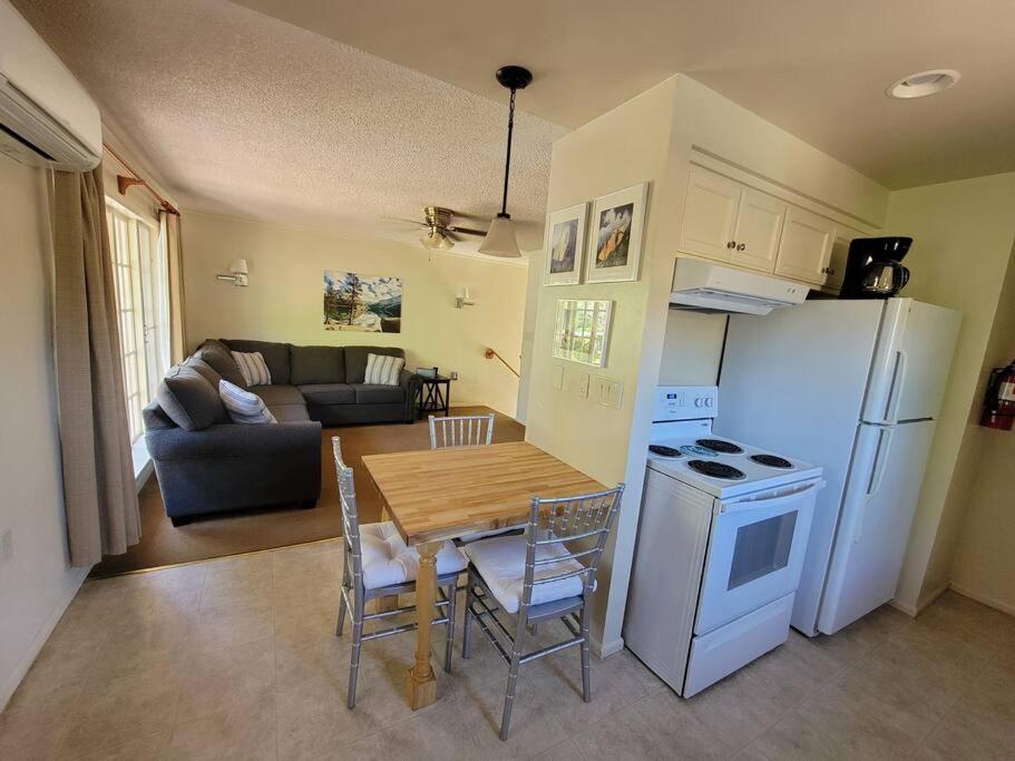 Becky's Condo photo 1