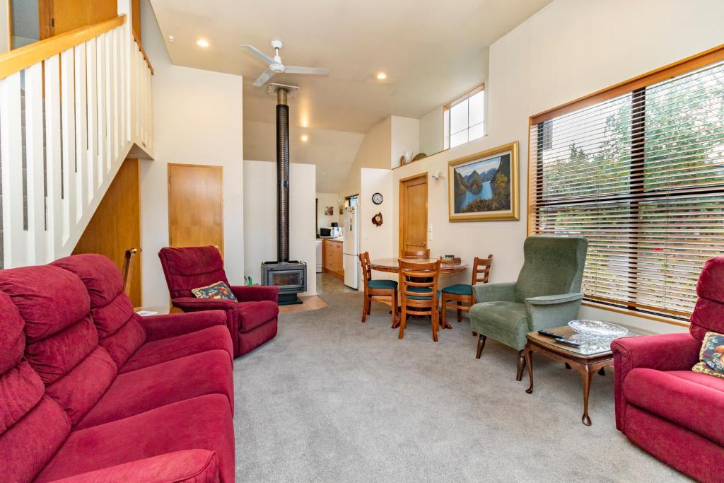 Arrow Getaway - Arrowtown Holiday Home photo 3