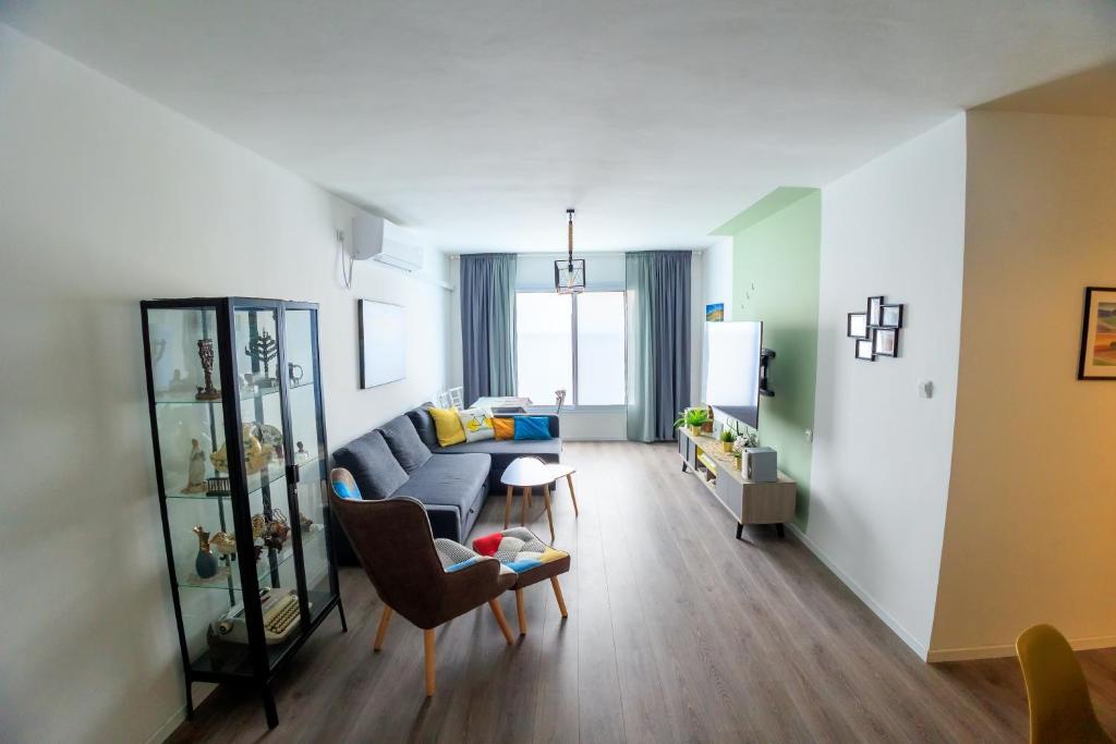 Mandy's Place - By Soroka Medical Center and BGU photo 4