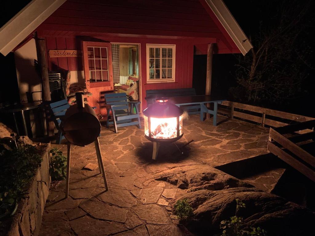 Hytte ved sjøen photo 2