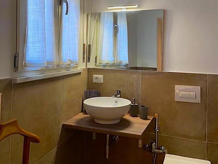 Fenì Home Bed & Breakfast photo 1