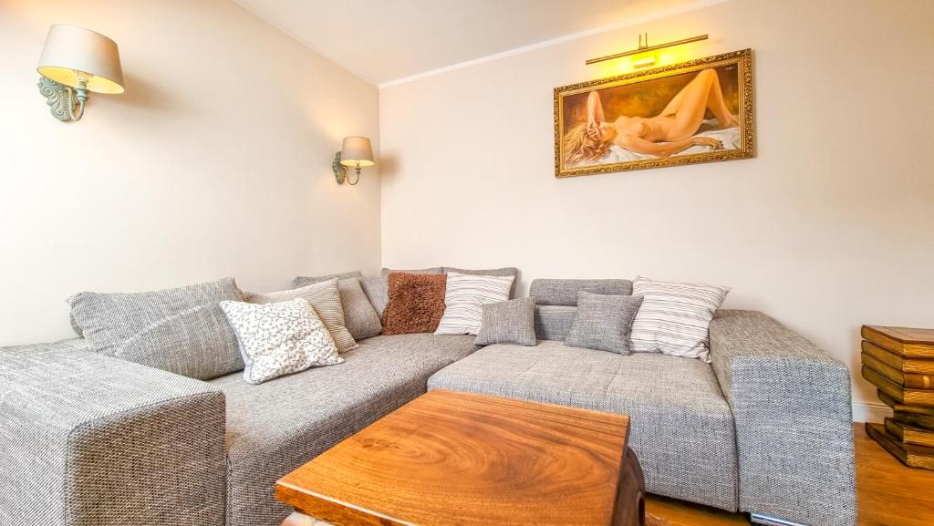 Luxuriöses Apartment mit Parkplatz - Klimaanlage -Netflix photo 1