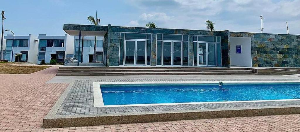 CASA JUNTO AL MAR MARINA BAY-MIRADOR PUNTA BLANCA photo 1