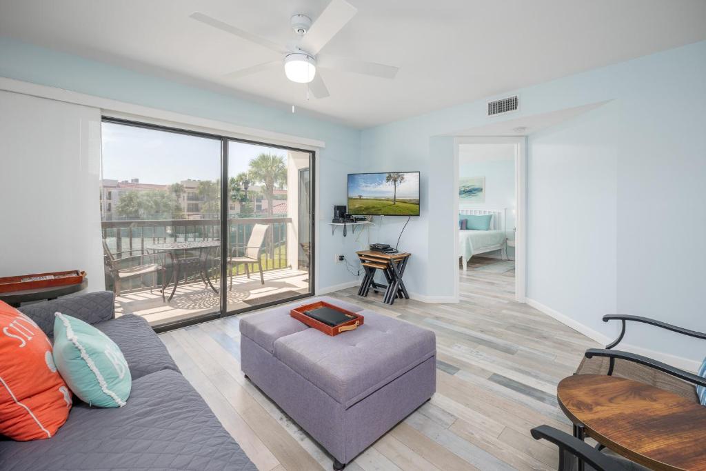 Ocean Village Club G26, 2 Bedrooms, Heated Pool, Sleeps 5, New Remodeled, Lanai