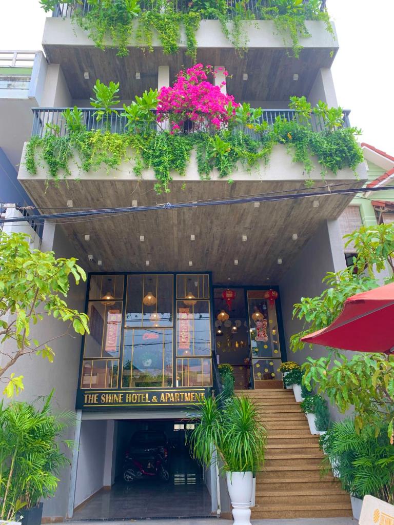 The Shine Hotel & Apartment Da Nang