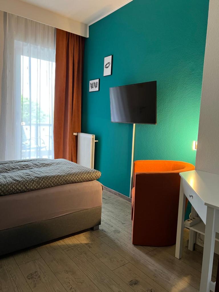 HoteLPension am Thermalbad photo 2