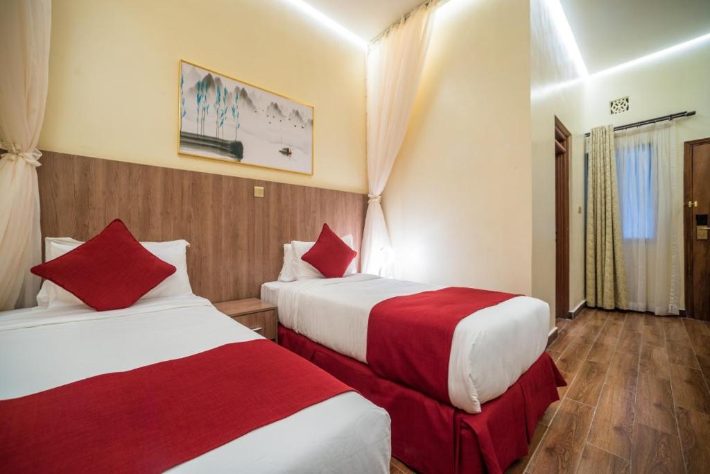 Verona Hotel & Conference Center Room Type - Deluxe Twin Room