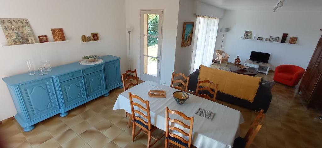 UNE CHOUETTE MAISON photo 1