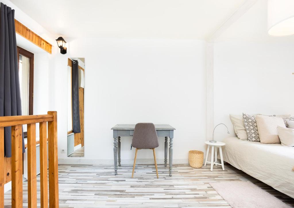 Cosy Montigny - Maison plein cœur de village photo 1
