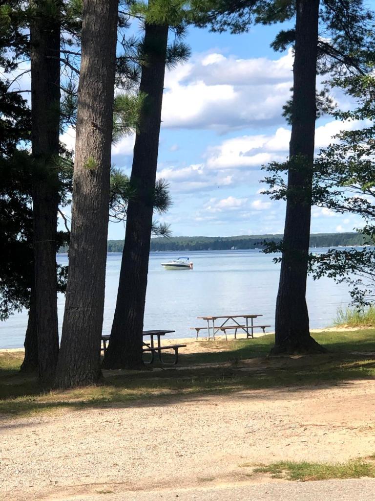 Bonfires, Peaceful, Higgins, Houghton Lake, Boating photo 4