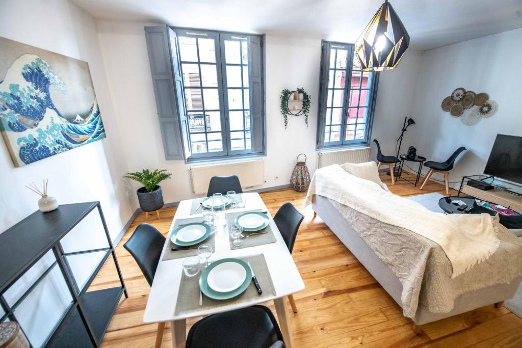 Duplex Typique Centre Bayonne photo 3