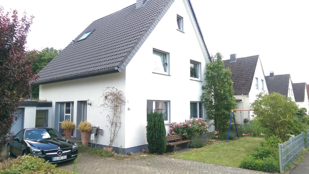 Geräumiges Ferienhaus in Bad Salzuflen mit einfacher Ausstattung, für Geschäftsreisende, Gruppen oder Familien geeignet, 4 Schlafzimmer