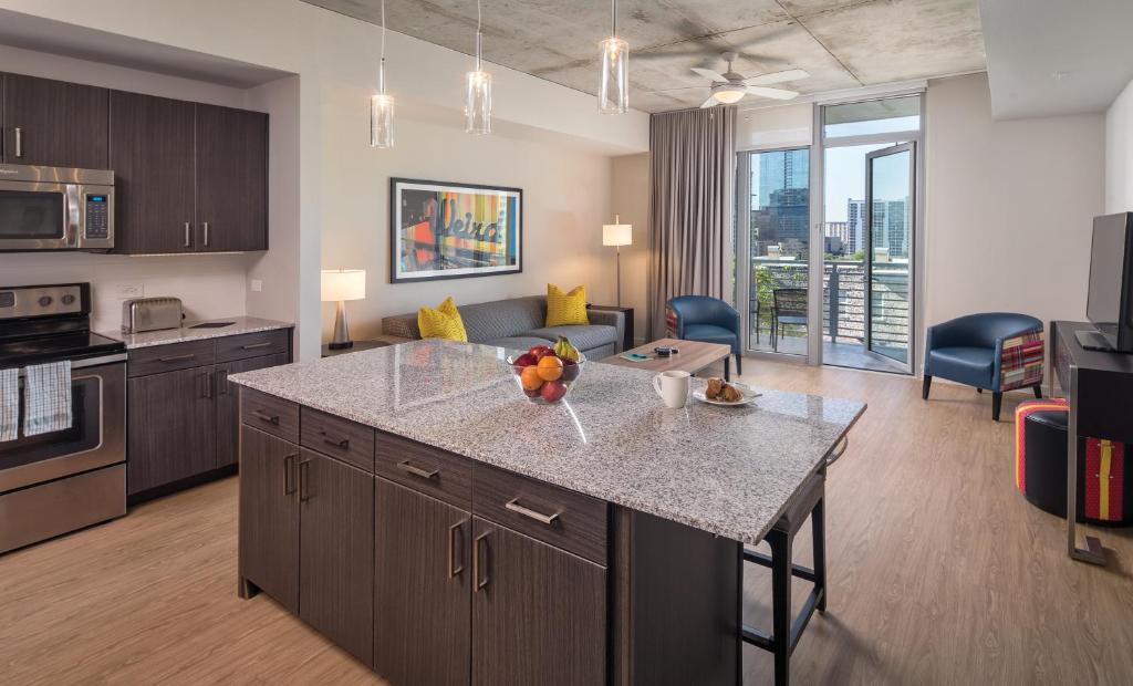 Club Wyndham Austin image