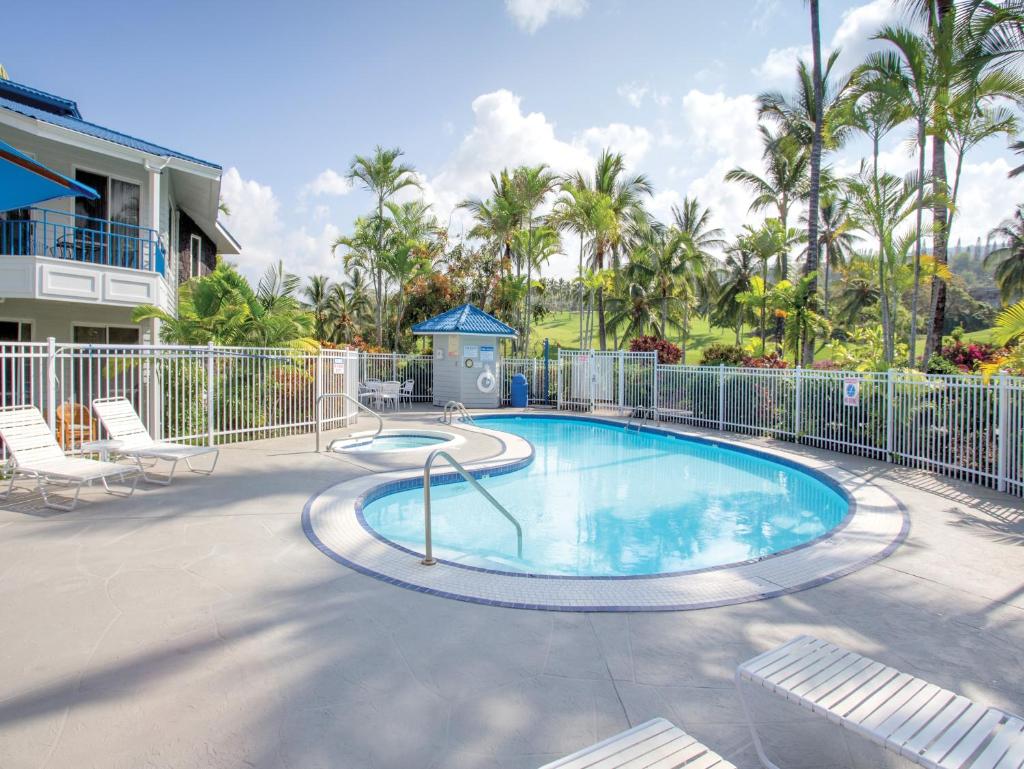 Club Wyndham Mauna Loa Village image