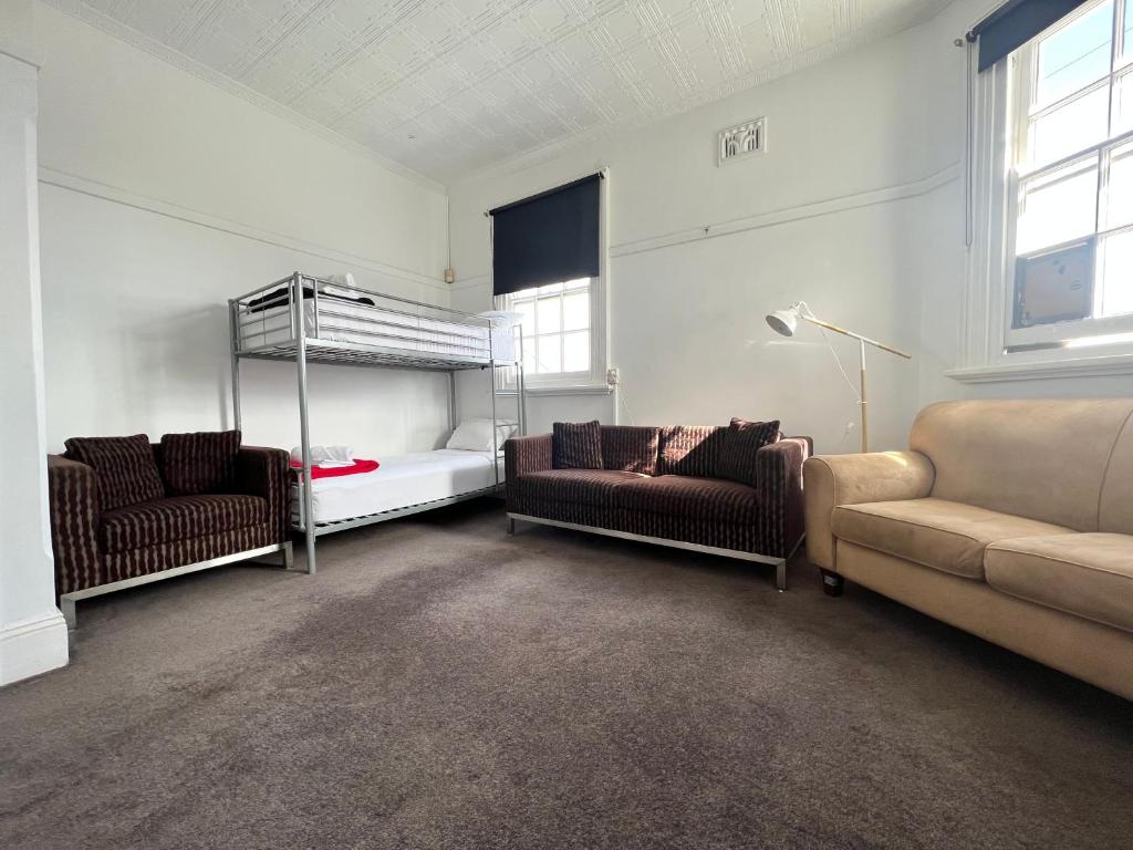 Newcastle Hotel photo 1
