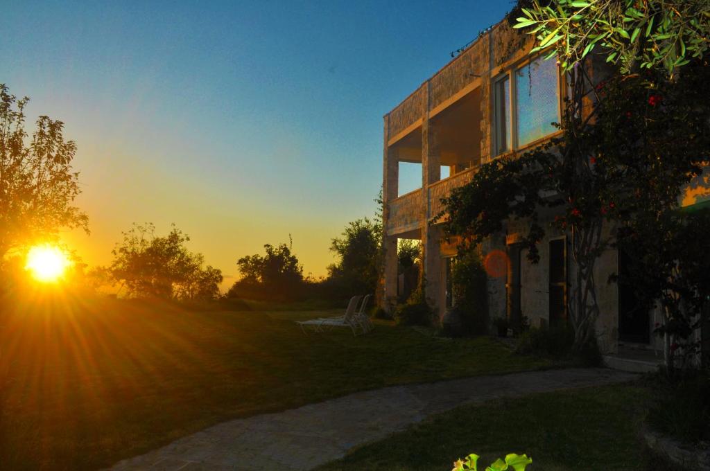House Lemoni, Apartment A with Terracebalcony - Pelekas, Corfu photo 4