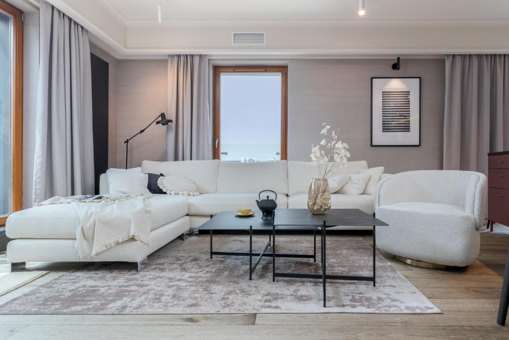 Diamonds Luxury Old Town Residence photo 2