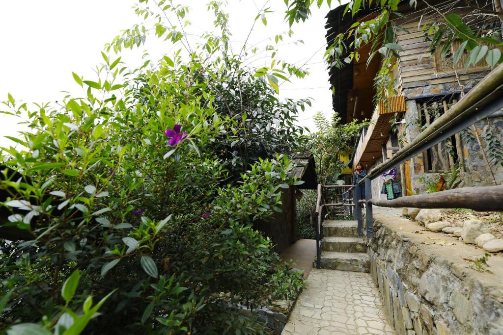 Không gian văn hóa Trà Suối Giàng