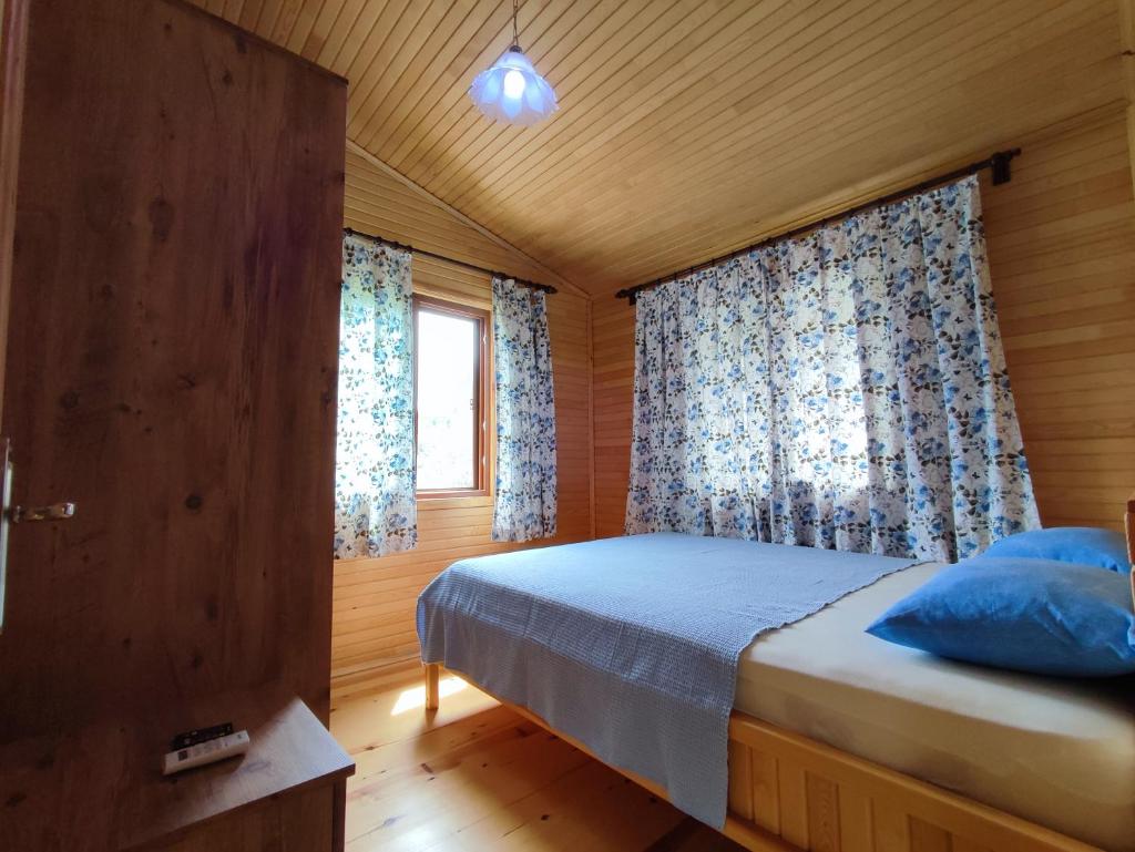 Hurmalık Apart Evleri-Very Close to the Sea Large Garden Bungalow with Barbecue and Swing photo 3