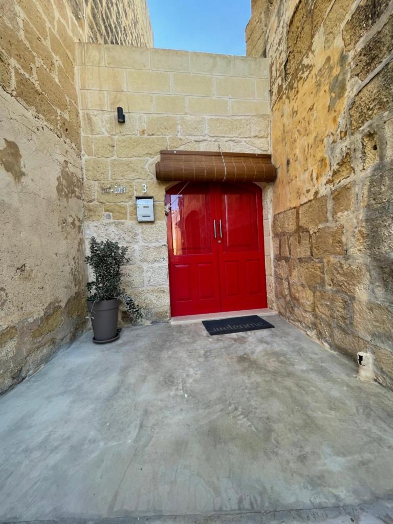 Taz-Zubi Farmhouse photo 2