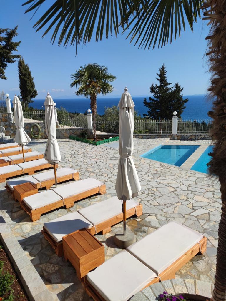 Perivolos Apartments photo 2