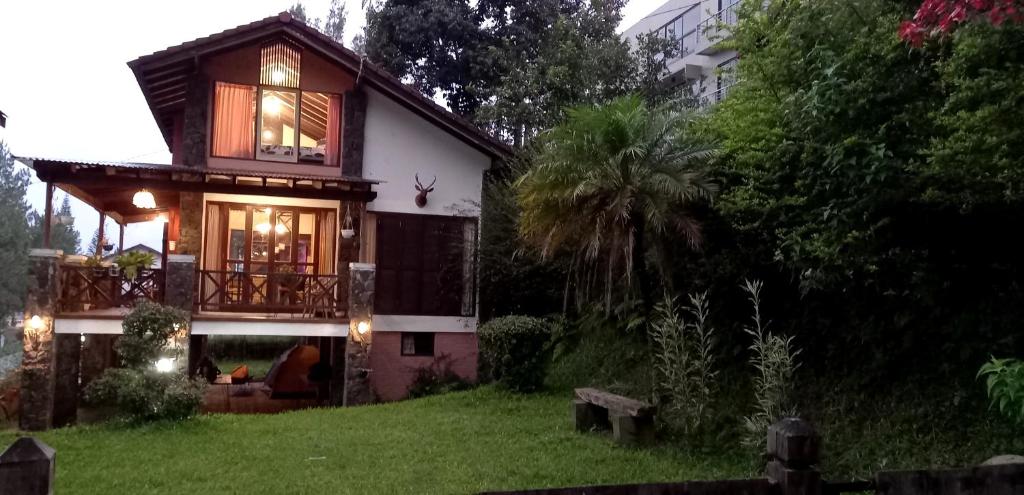 Villa Elisabeth at Villa Istana Bunga photo 1
