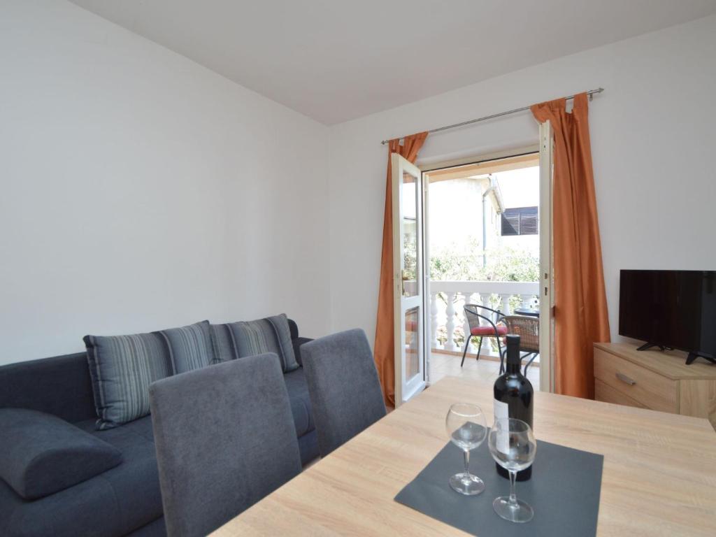 Apartment Mladen-2 by Interhome photo 4