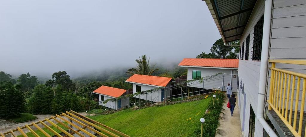 THE CLOUD KINABALU- Chalet photo 1