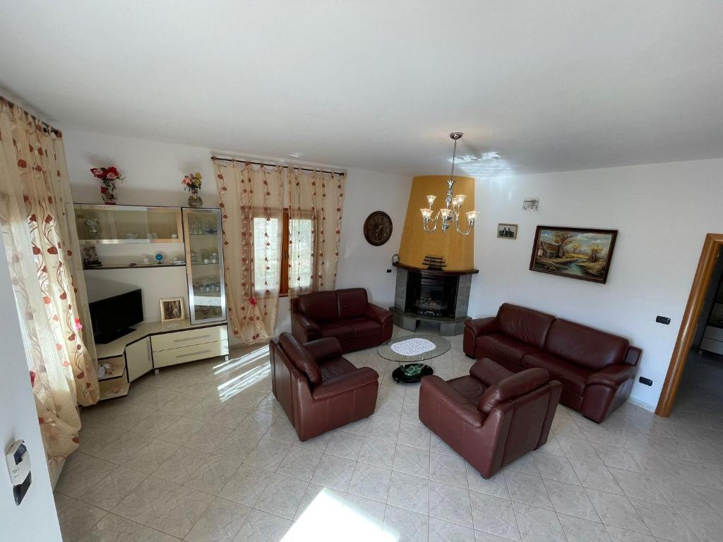 SUMMER RESIDENCE photo 2