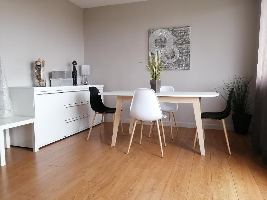 Appt ENTIER proche *CENTRE VILLE *GARE photo 1