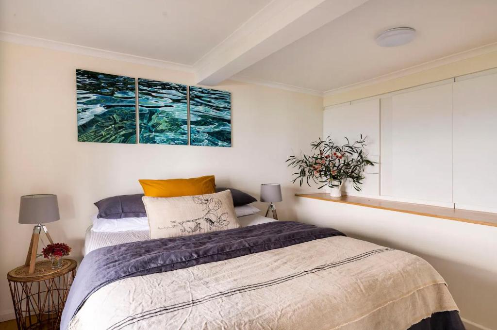 Y Vue - Beachside Apartment with Ocean Views photo 3