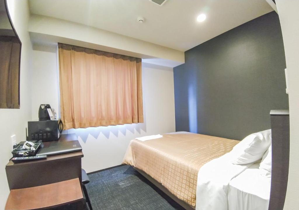 Hotel Livemax Kokura-ekimae - Tap to explore photos