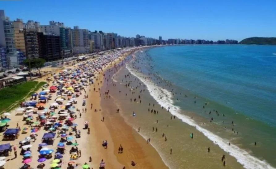Edificio Olinda, 50mts Da Praia do Morro