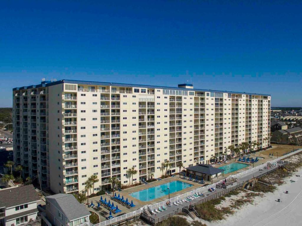 Regency Towers 505 photo 1