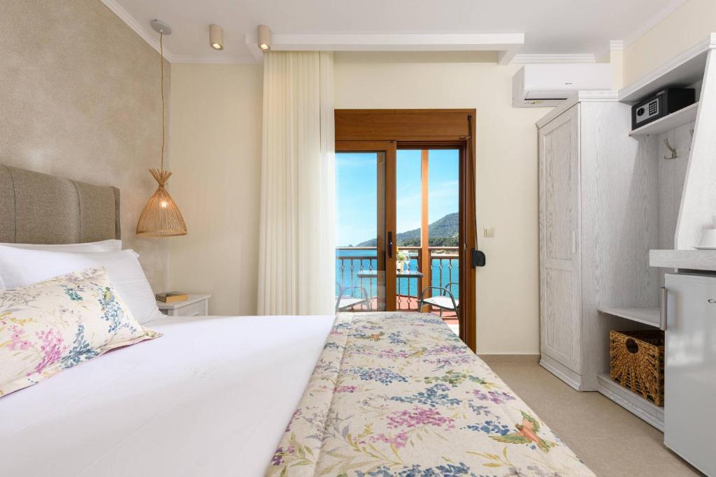 Faros View photo 1