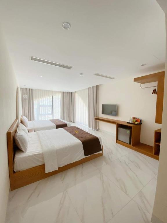 OYO 541 Maple Suite Hotel