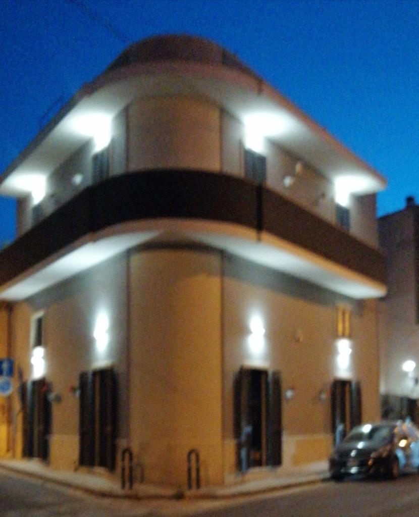 Domus Mea: strategico per visitare il Salento photo 1