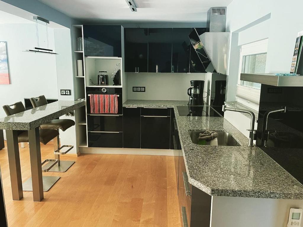 gehobene Ferienwohnung im schönen Odenwald photo 4