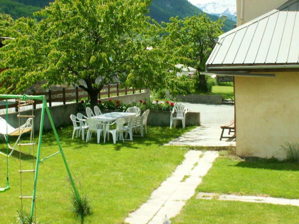 Maison de 6 chambres avec jardin amenage a Villar Saint Pancrace a 1 km des pistes photo 1